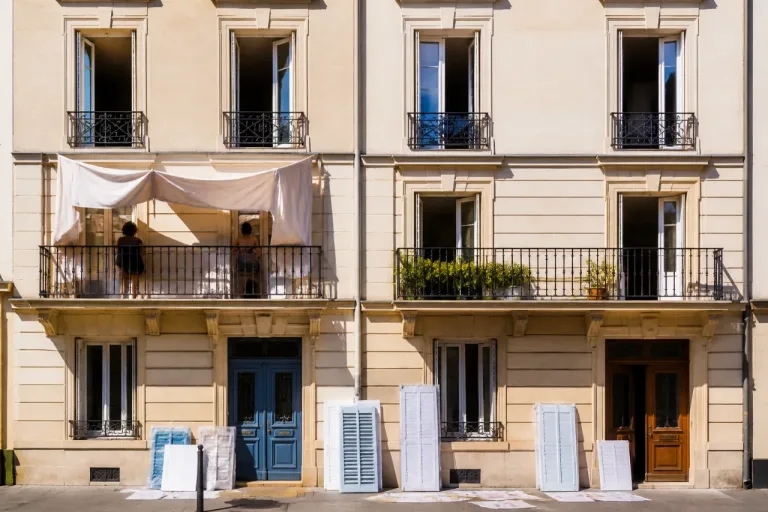 Locataires en canicule : un collectif réclame baisse des loyers et dommages au bailleur 3F