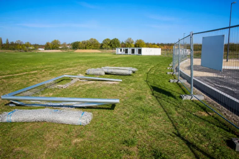 Abandon du complexe sportif de Loyers : une déception qui interroge les priorités d'investissement