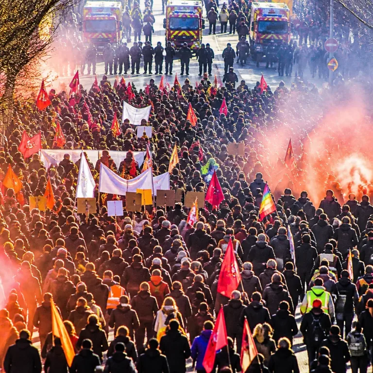 Fonction publique : nombreuses manifestations et grèves contre le gel du point d'indice