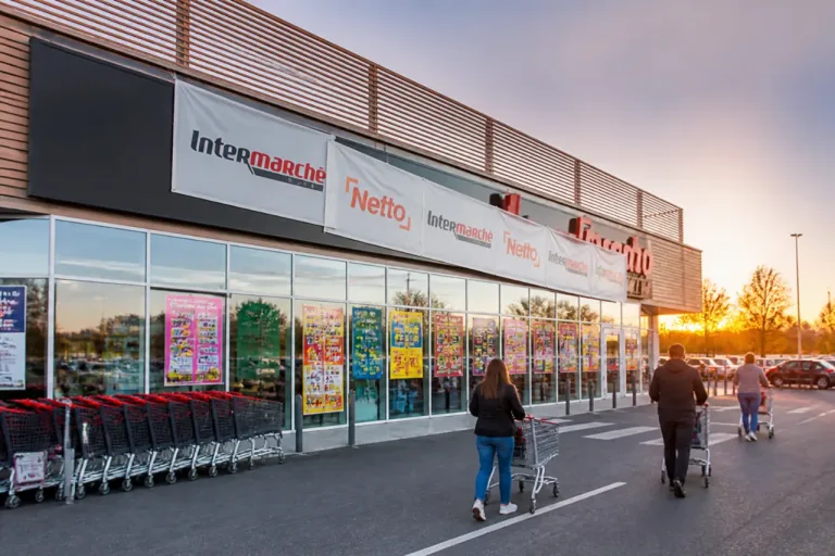 167 magasins Auchan basculent sous Intermarché et Netto : quels effets pour le pouvoir d'achat ?