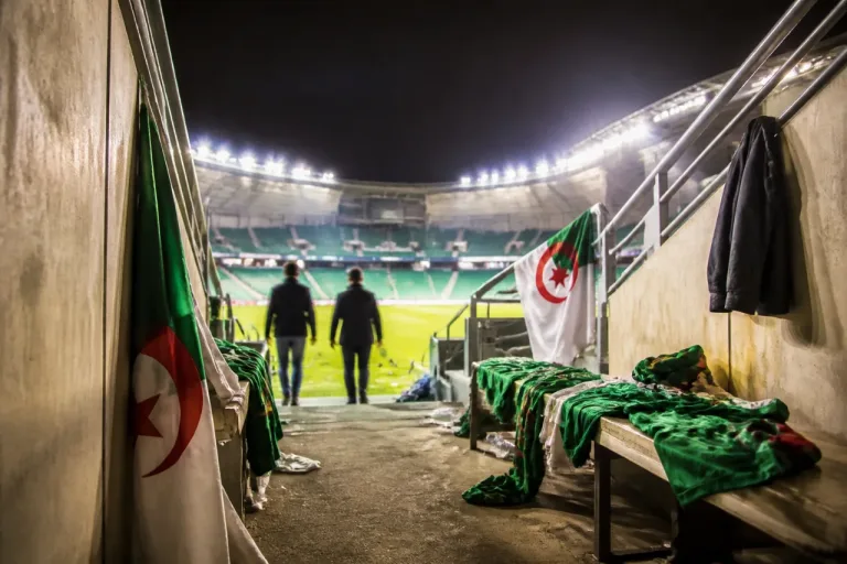 Riyad Mahrez met fin à sa carrière internationale après l'élimination de l'Algérie (0-2)